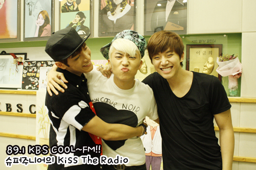 [29.07.12] [PICS] KBS Kiss the Radio (Junsu, Wooyoung & Junho) 8182