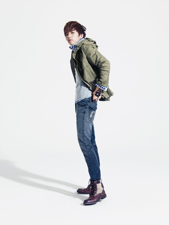 [28.02.12] EVISU 2012 S/S Collection (Taecyeon,Wooyoung) 987