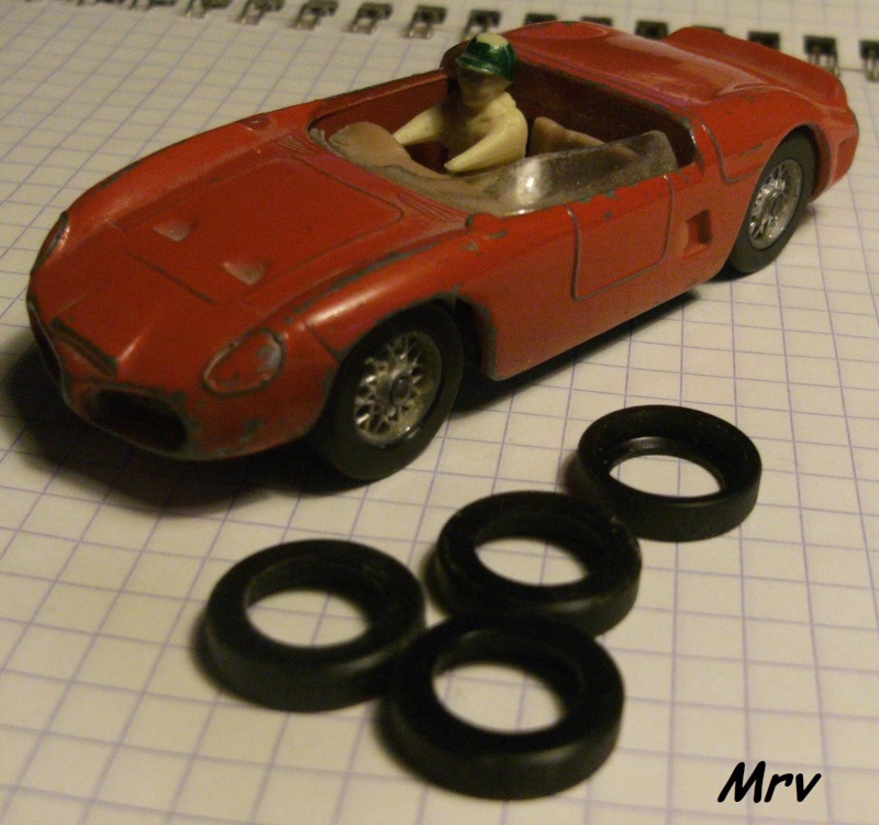 Solido n° 129 - Ferrari 2,5L Dscf7742