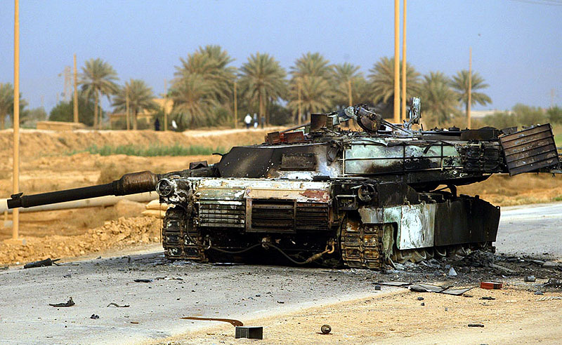 Abrams détruits en Irak Abrams11