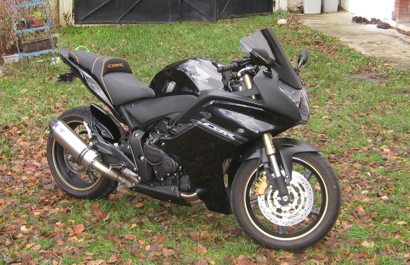 cbr 600f noir 2012 Sans_t10