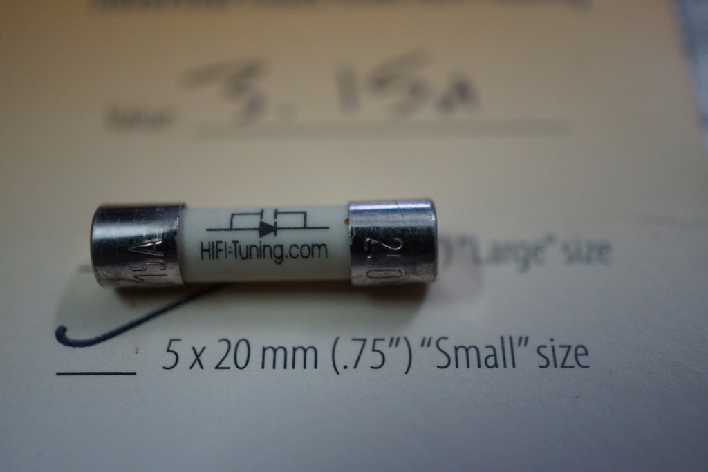 Hifi Tuning Fuse-Silver Star (3.15A) Fuse (20mmx5mm) Dsc00022