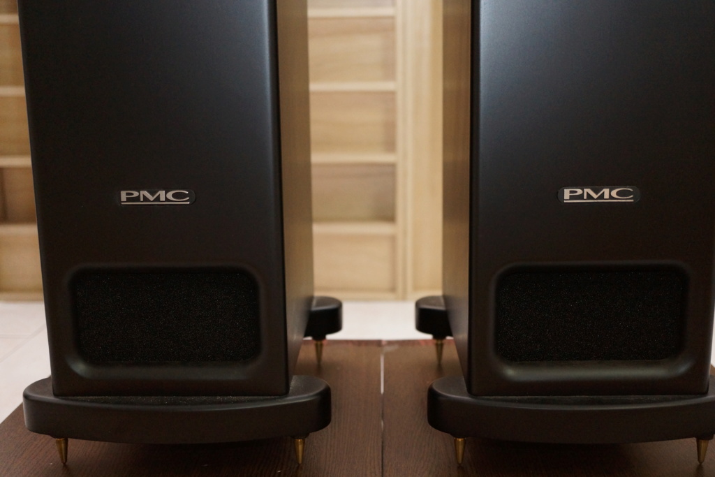 PMC GB1 Signature Floor Standing Speakers  Dsc09912