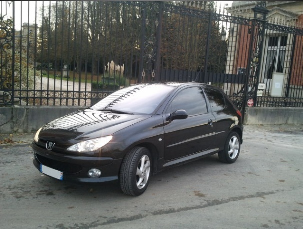 206 Griffe 1.6 16S 110ch noir **VENDU** 206511