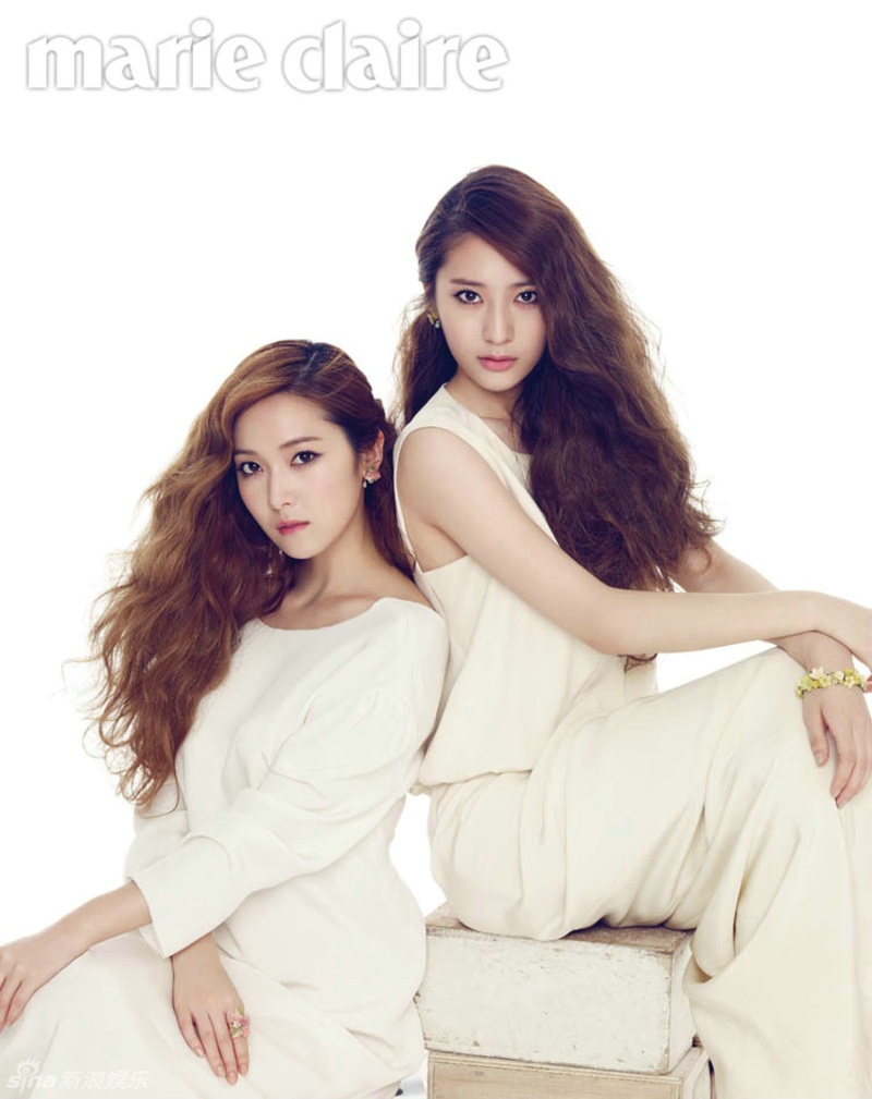 Jessica (SNSD) & Krystal (F(x)) ~ Marie Claire 80rua10