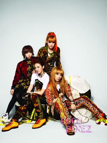 2NE1 ~ 1st Look Magazine W1lnt10