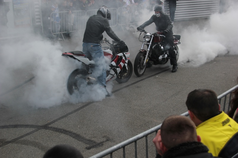 Show Stunt Dafy Moto Brest  SAMEDI 14 AVRIL - Page 3 Img_8811