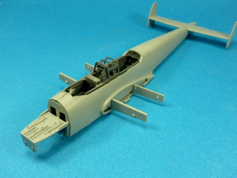 Messerschmitt BF 110D  [cyber hobby] 1/48 Sam_5129