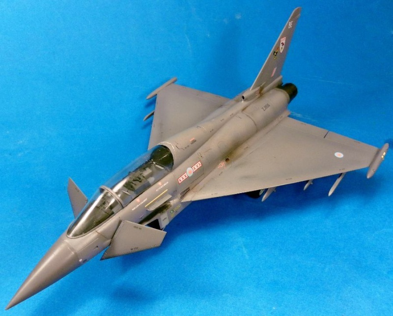 Eurofighter typhoon biplace [revell] 1/48 - Page 2 Sam_6212