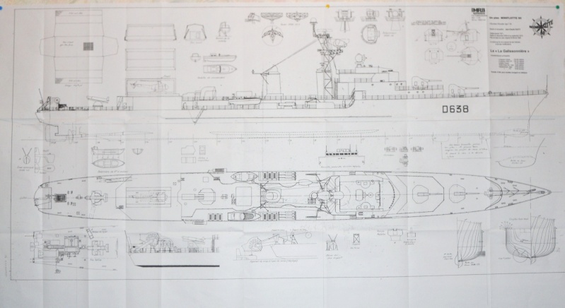 Escorteur d'escadre La Galissonnière [plan MRB 1/100°] de pat - Page 26 Dscn0010