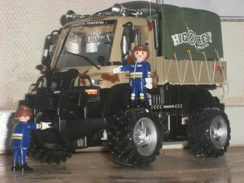 Camion Citerne Forestier sur Unimog U300 - Page 2 Sl386816