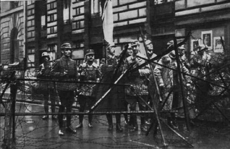 Le putsch de Munich du 9 novembre 1923,Echec et mat pour Hitler