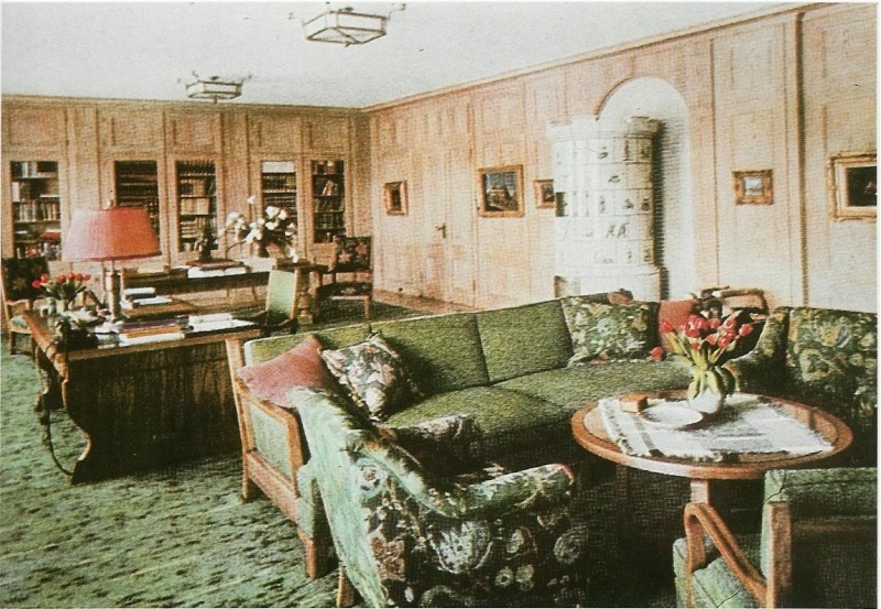 Le Berghof Residence du Fuehrer Study10