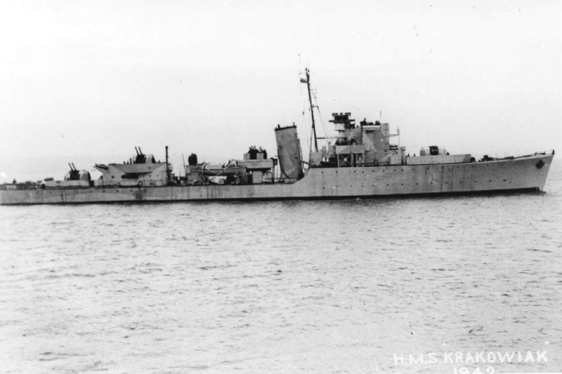 ROYAL NAVY DESTROYER D'ESCORTES CLASSE HUNT II - Page 2 Hms20k10