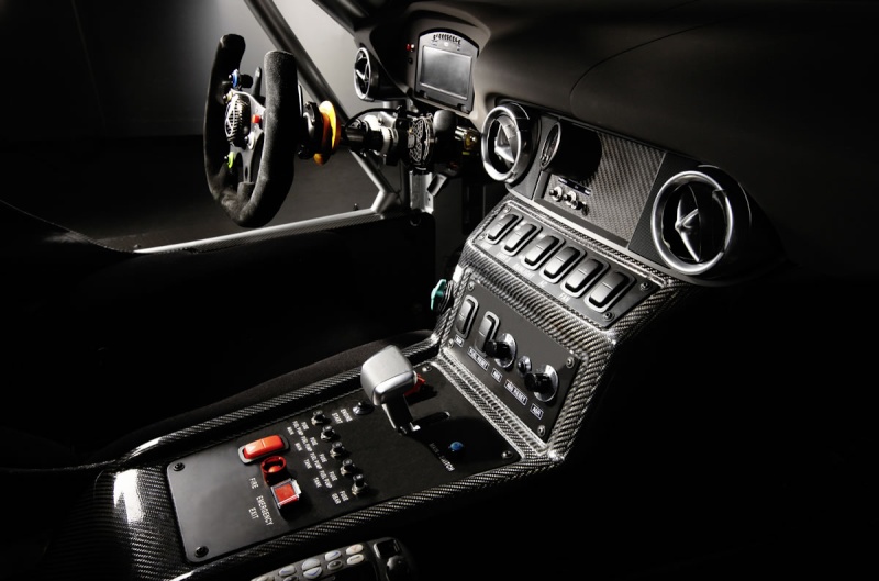 Mercedes SLS GT2 AMG Merc1010
