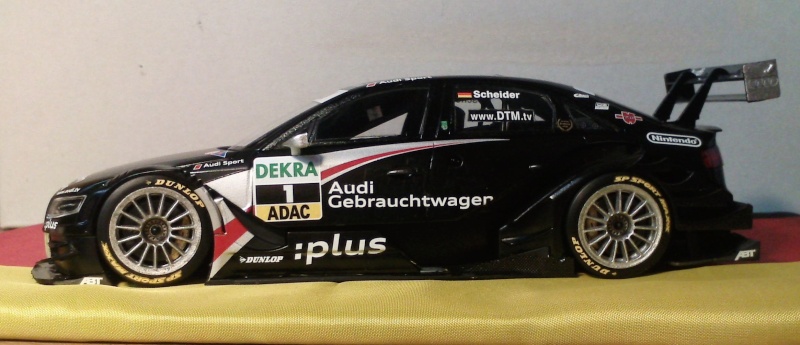 audi dtm - Audi A4 DTM Championne 2009 Timo Scheider - Page 4 P1712111