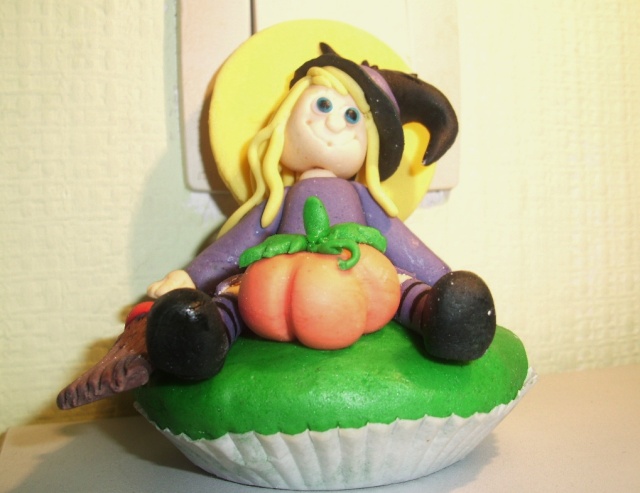 muffins et cupcakes d'halloween - Page 7 03610