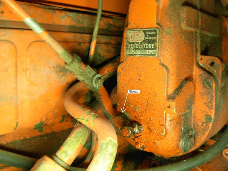 Pompe injection DISA sur moteur CARRARO 430 de Renault 571/4. Dscn1063