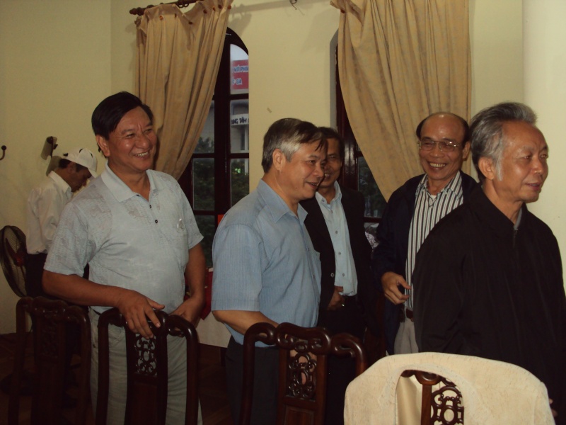 Gặp mặt cựu sinh viên Khoa Toán-Cơ khóa 70-75 tại Hà Nội Dsc02515