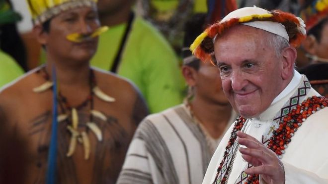 SCANDALEUX : Le Pape François voudrait ordonner des chamanes de l'Amazonie comme Prêtres sans format 000_x510