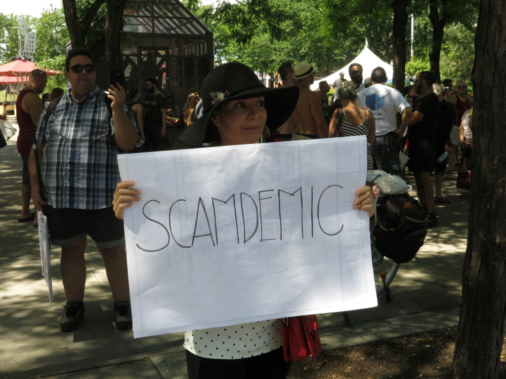 PARC ÉMILIE-GAMELIN - Montréal - Manifestation anti-masque - 18 juillet 2020 ! Img_2668