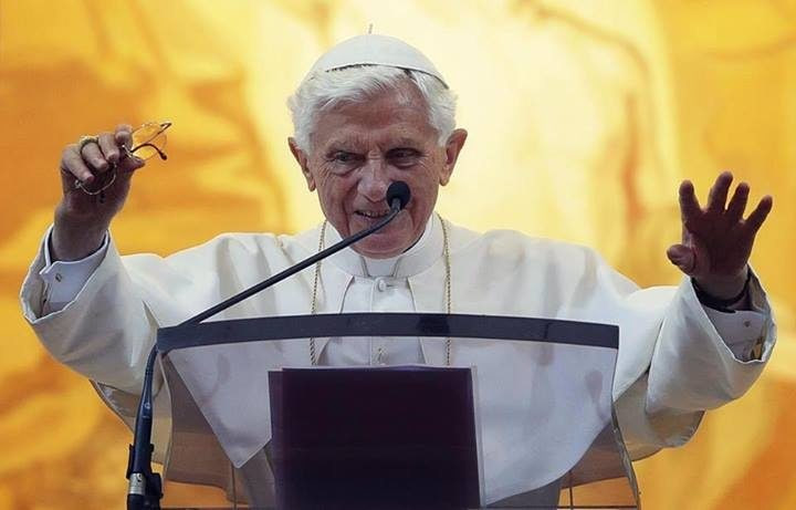 Prophétie de Sa Sainteté Benoît XVI concernant l'Église actuelle - Elle est très d'actualité ! Unnam846
