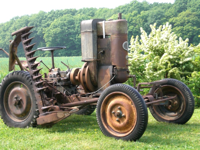 millot - Tracteurs Millot Cimg0210