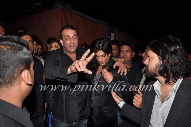 Abhishek Bachchan & Shah Rukh Khan à la soirée de Sanjay  Dsc_9614