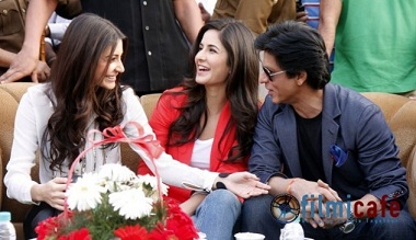 Promo de JTHJ avec Shahrukh, Anushka et Katrina Showim69