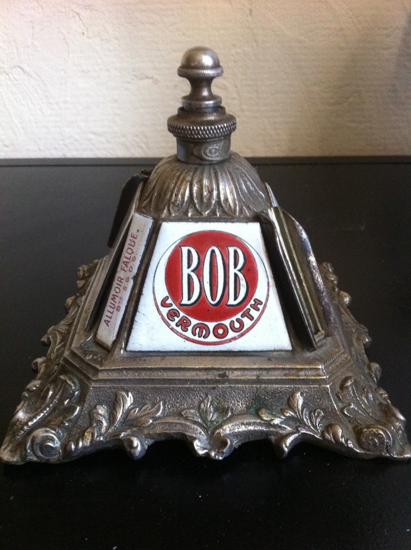 briquet ancien de comptoir BOB Vermouth Img_2210