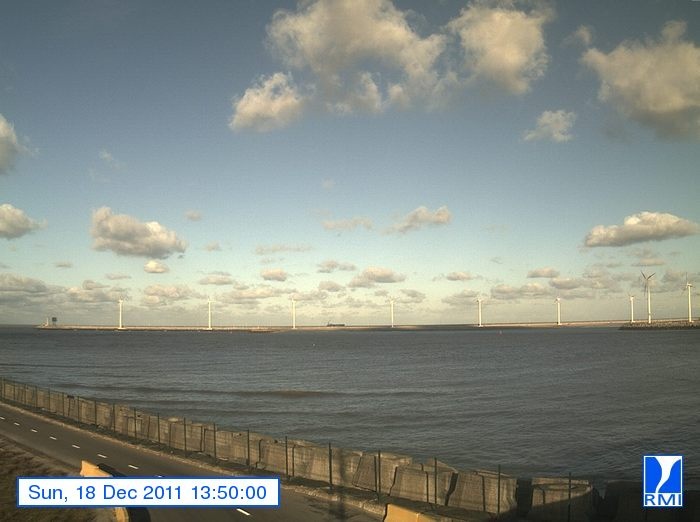 Photos en direct du port de Zeebrugge (webcam) - Page 48 Untitl23