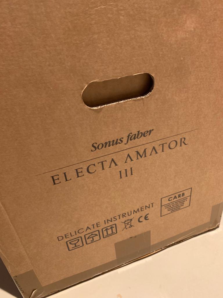 Sonus Faber Electa amator III 35th anniversary (Sold) Amator10