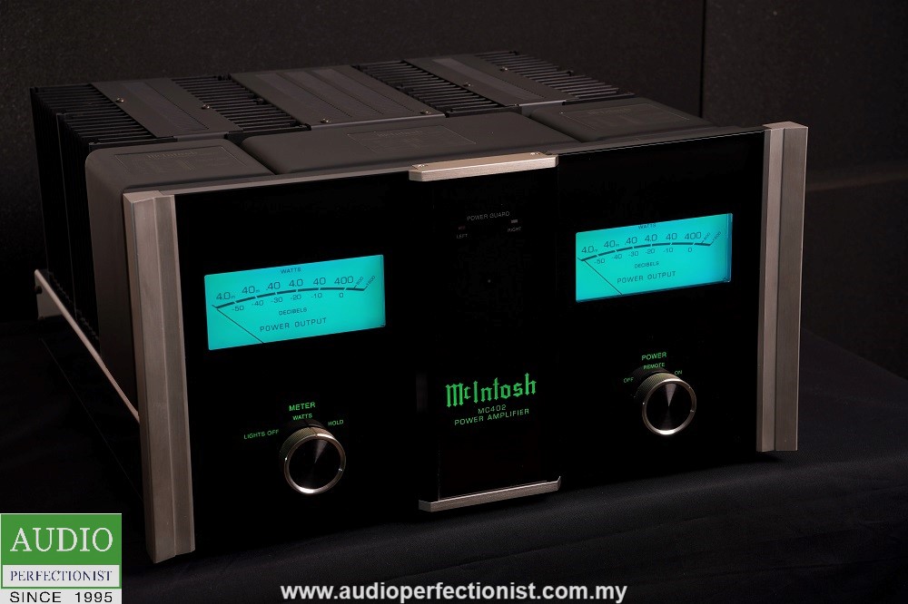 McIntosh MC402 stereo power amplifier (Sold) Dsc00110