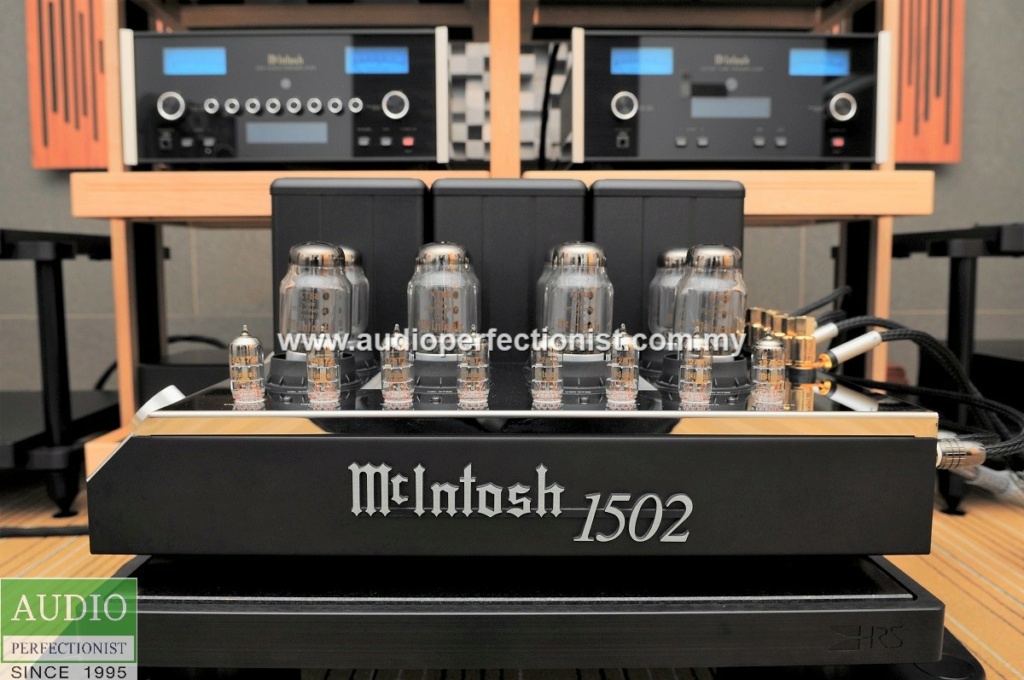 McIntosh MC1502 Tube Amplifier (Sold) Dsc_0029