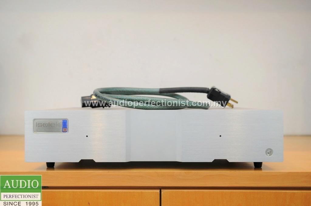 Isotek Sigmas GII 6 Way Mains Conditioner (used) Dsc_0030