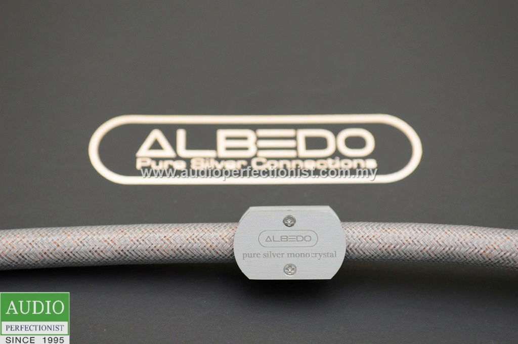 Albedo Monolith reference Silver Monocrystal XLR interconnect (used)  Dsc_0049