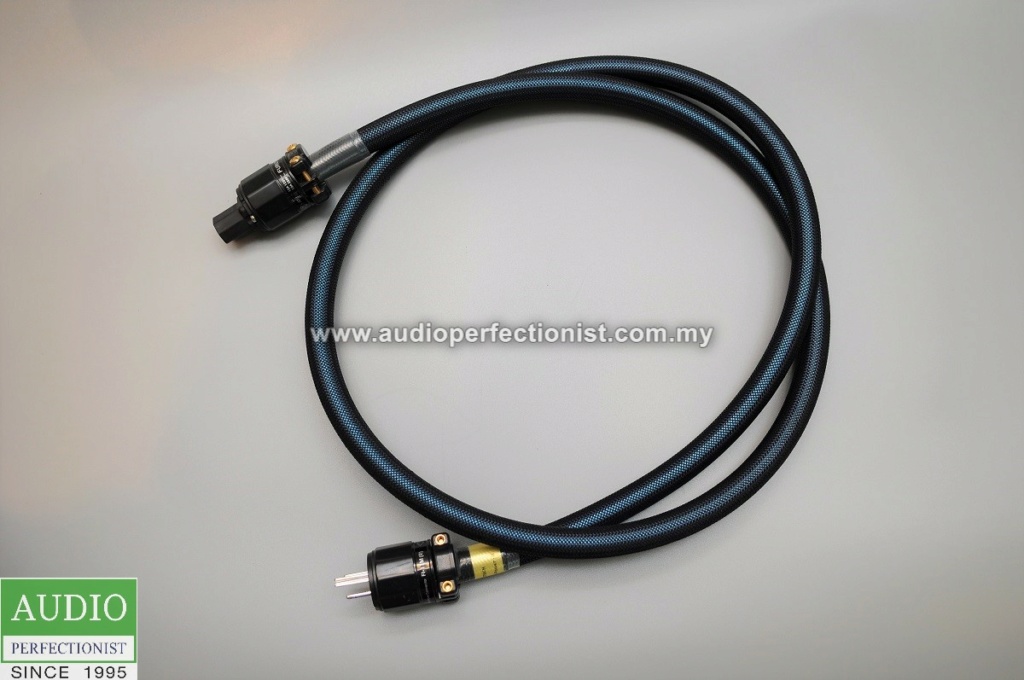 Furutech Evolution Power II Power Cord (Sold) Dsc_0074