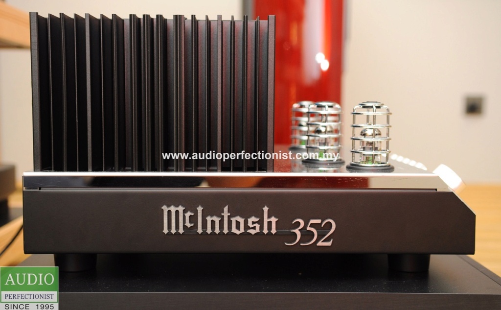 McIntosh MA352 Integrated Amplifier (used)  Dsc_0167