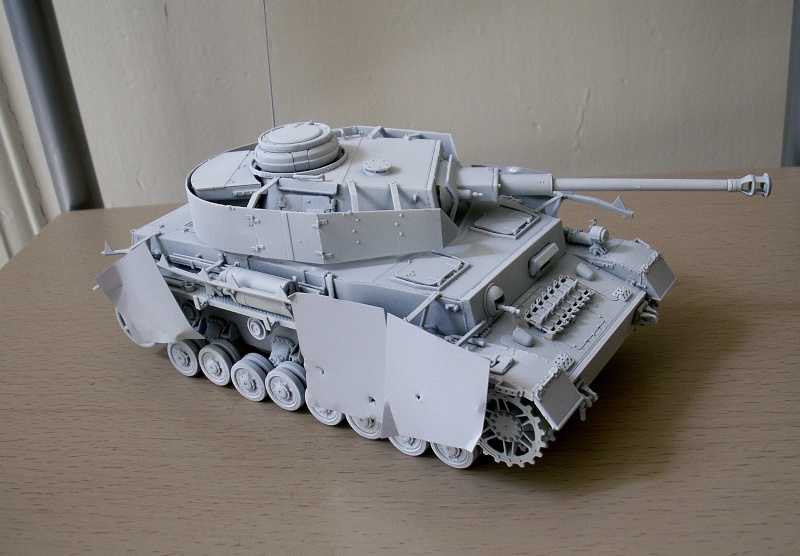 Panzer IV ausf H Dragon mid production, automne 1943 Pict0614