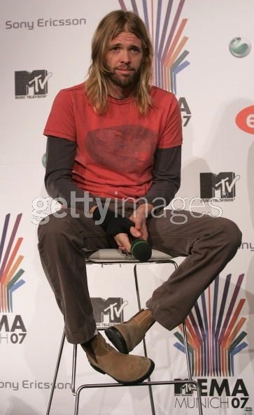 TAYLOR HAWKINS ( groupe Foo Fighters) Pictur10