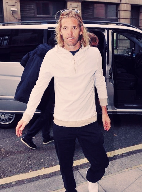 TAYLOR HAWKINS ( groupe Foo Fighters) - Page 3 Tumblr47