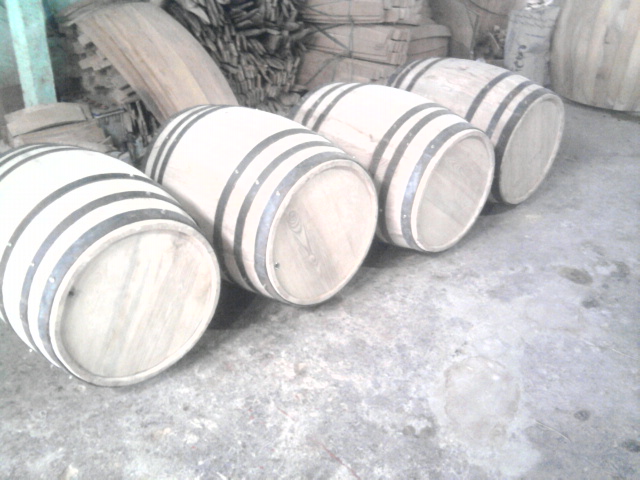 Bồn chứa rượu bằng gỗ Photo019