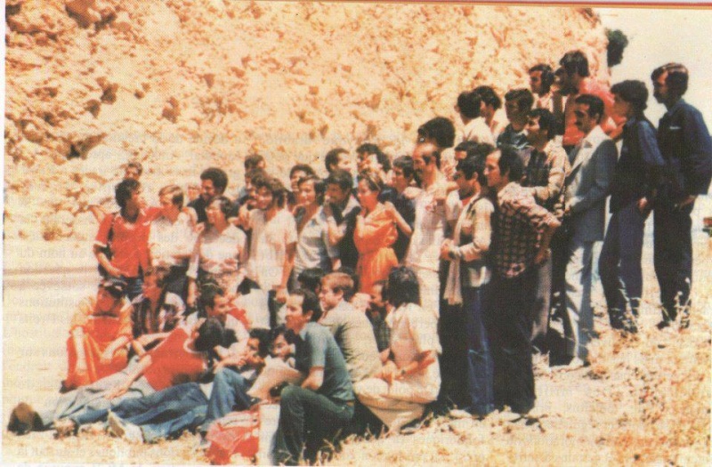 Photo des 24 détenus d'avril 80 prise à Yakourene 143