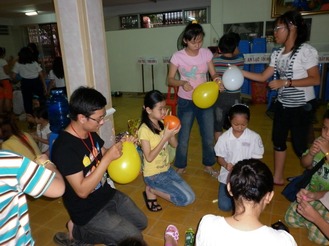 Hội trại 08/06/2011 tại Gx.Vinh Sơn 3 THỜI TRANG P1000432