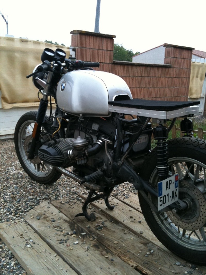 R100RS de 84 vers café-racer - Page 8 40010