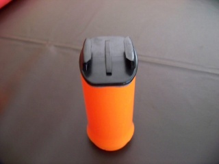 Poignée-flotteur-porte monnaie sports nautiques (pas subaquatiques) pour moins de 3 € 105_4710