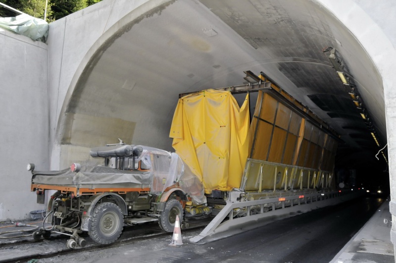 Un unimog train travaux Unimog10