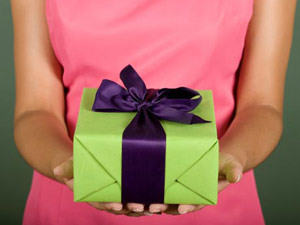 6 First Gift Tips Gift-b10