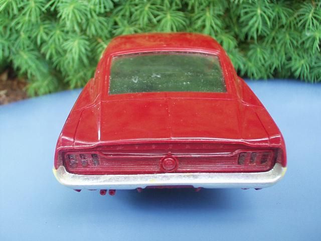 1967 promo mustang, Philco transistor, AM radio Musta258