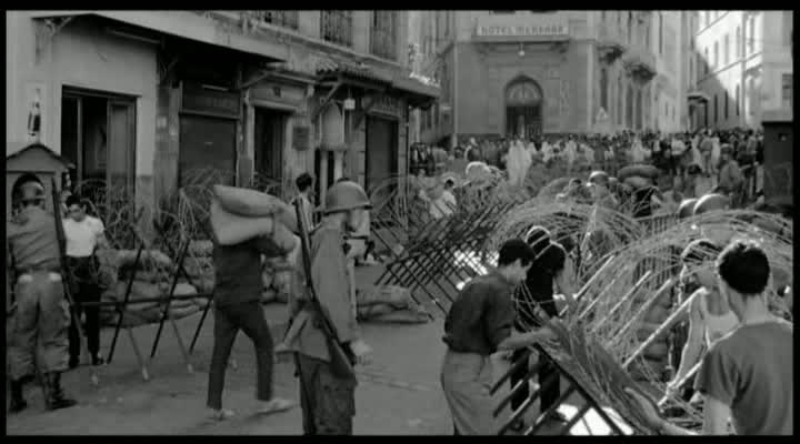 La Bataille d'Alger (  La Battaglia di Algeri )  - 1966 -  Gilles Pontecorvo Vlcsn269